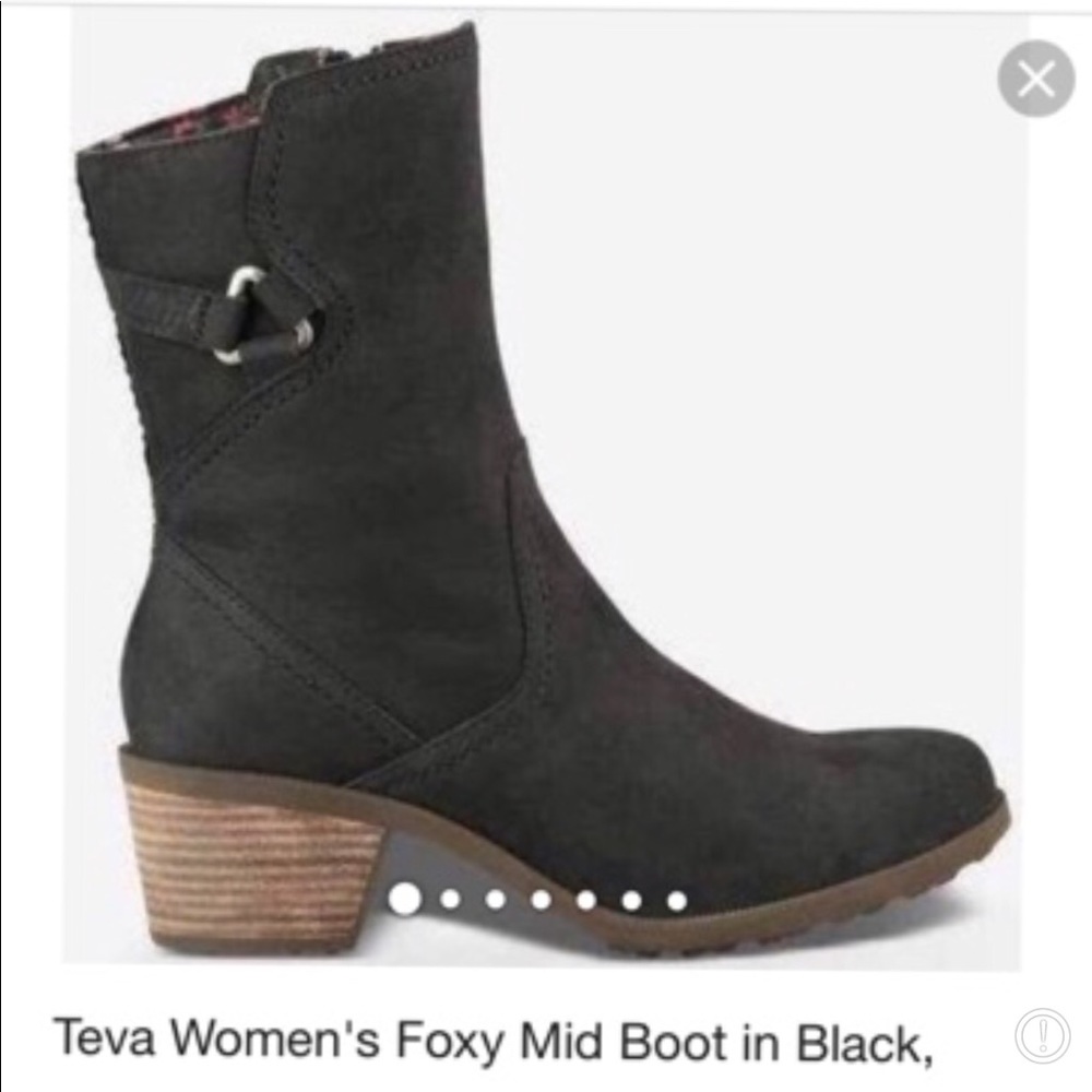 TEVA Women Foxy Mid Leather Size 6.5